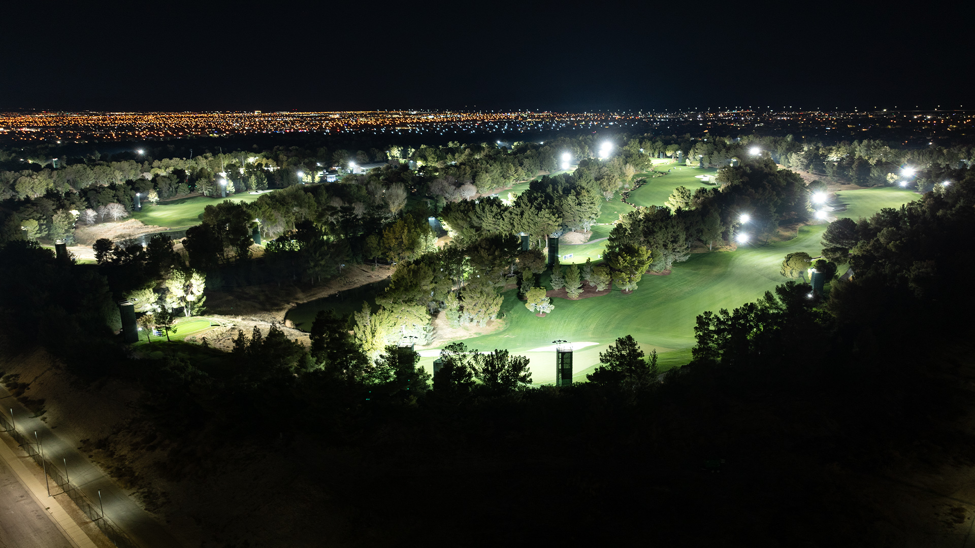 Musco provides temporary lighting at The Showdown at Shadow Creek night golf event