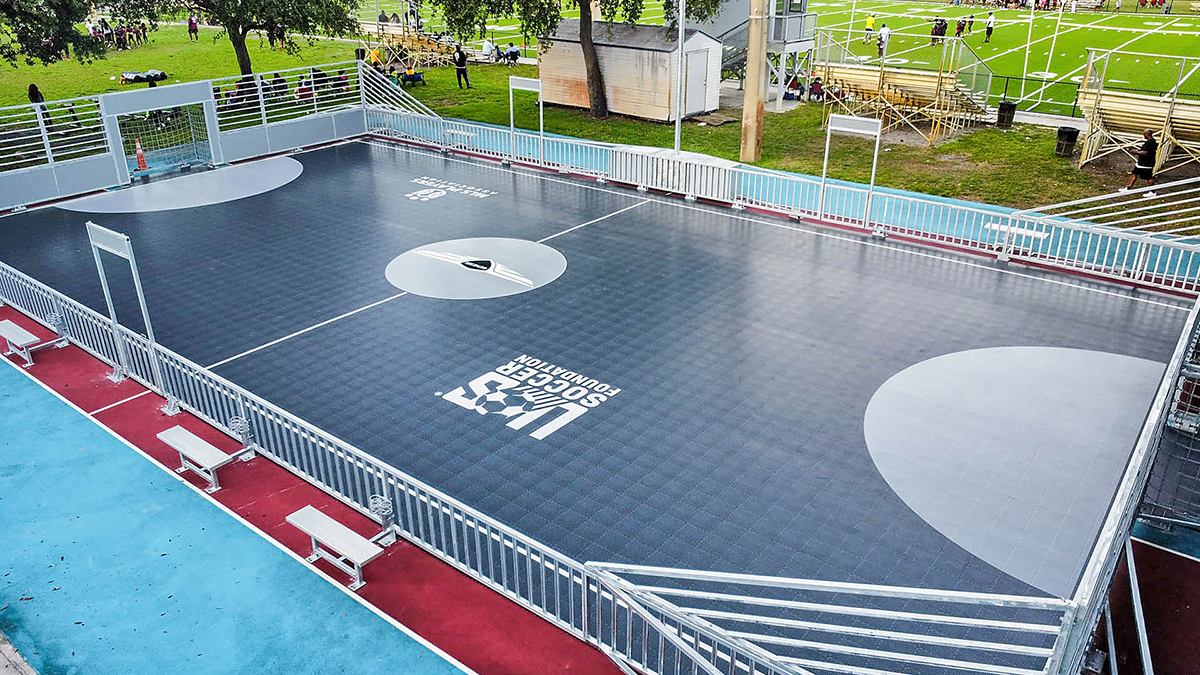 Hollywood mini-pitch